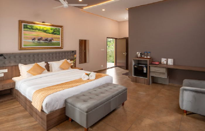 1 x Premium Ac Deluxe Room with Veranda / Seat Out 
